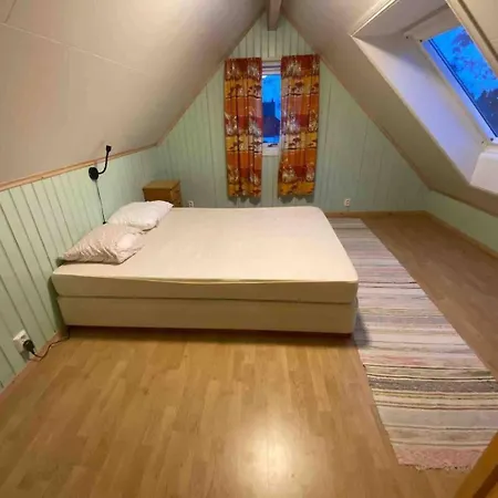Hus I Lofoten Vakantiehuis *