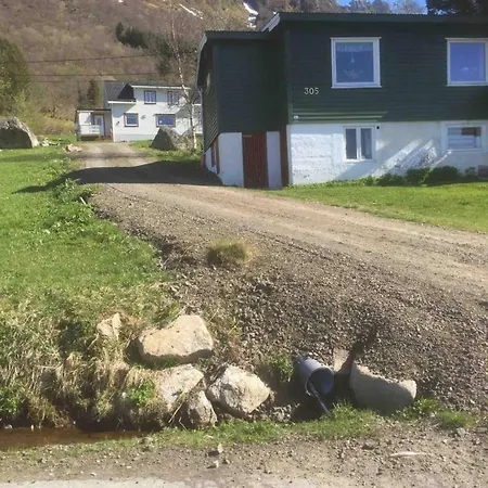 Holiday home Hus I Lofoten *